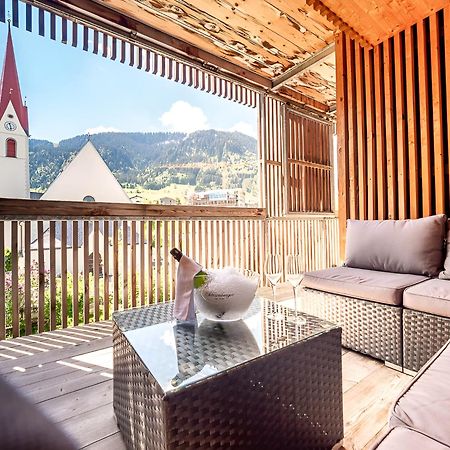 Hotel Krone In Au Au (Vorarlberg) Exteriör bild