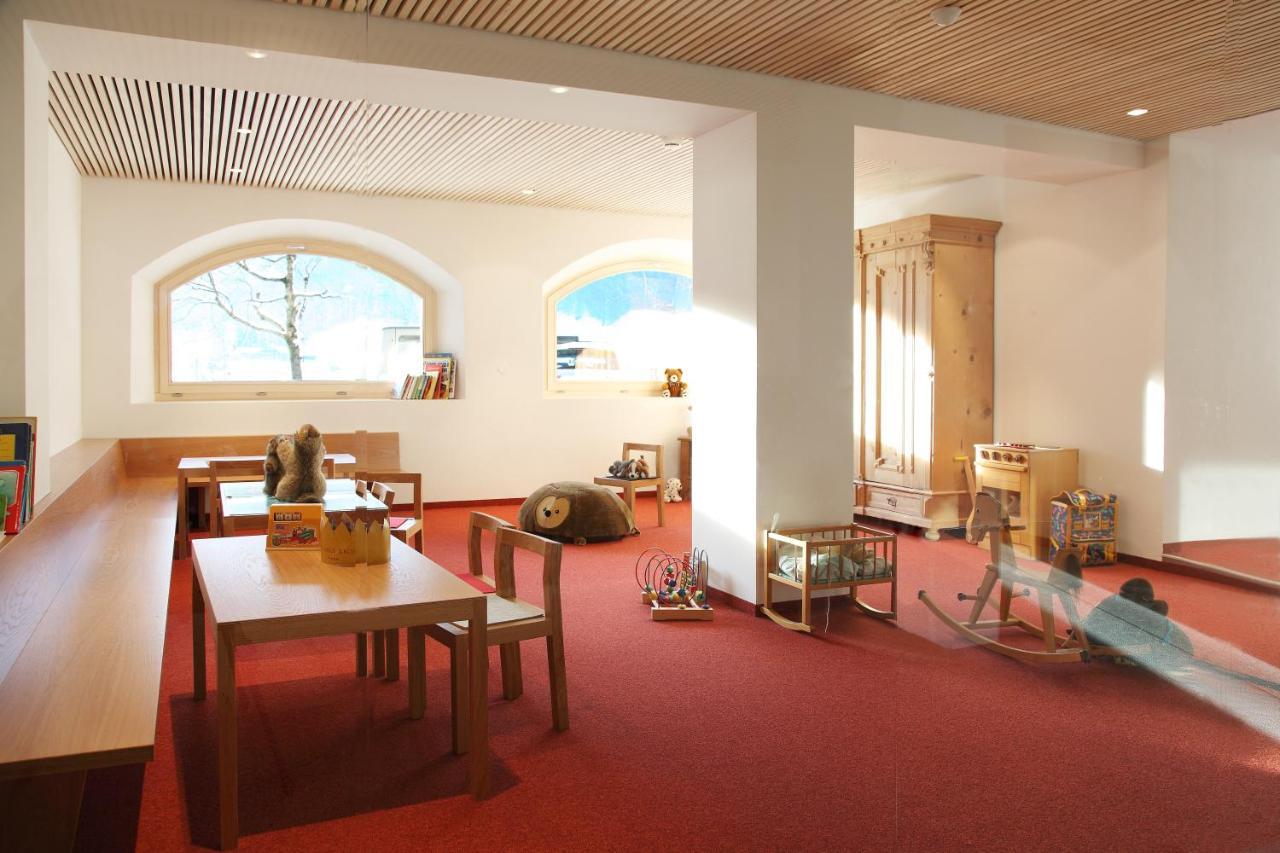Hotel Krone In Au Au (Vorarlberg) Exteriör bild