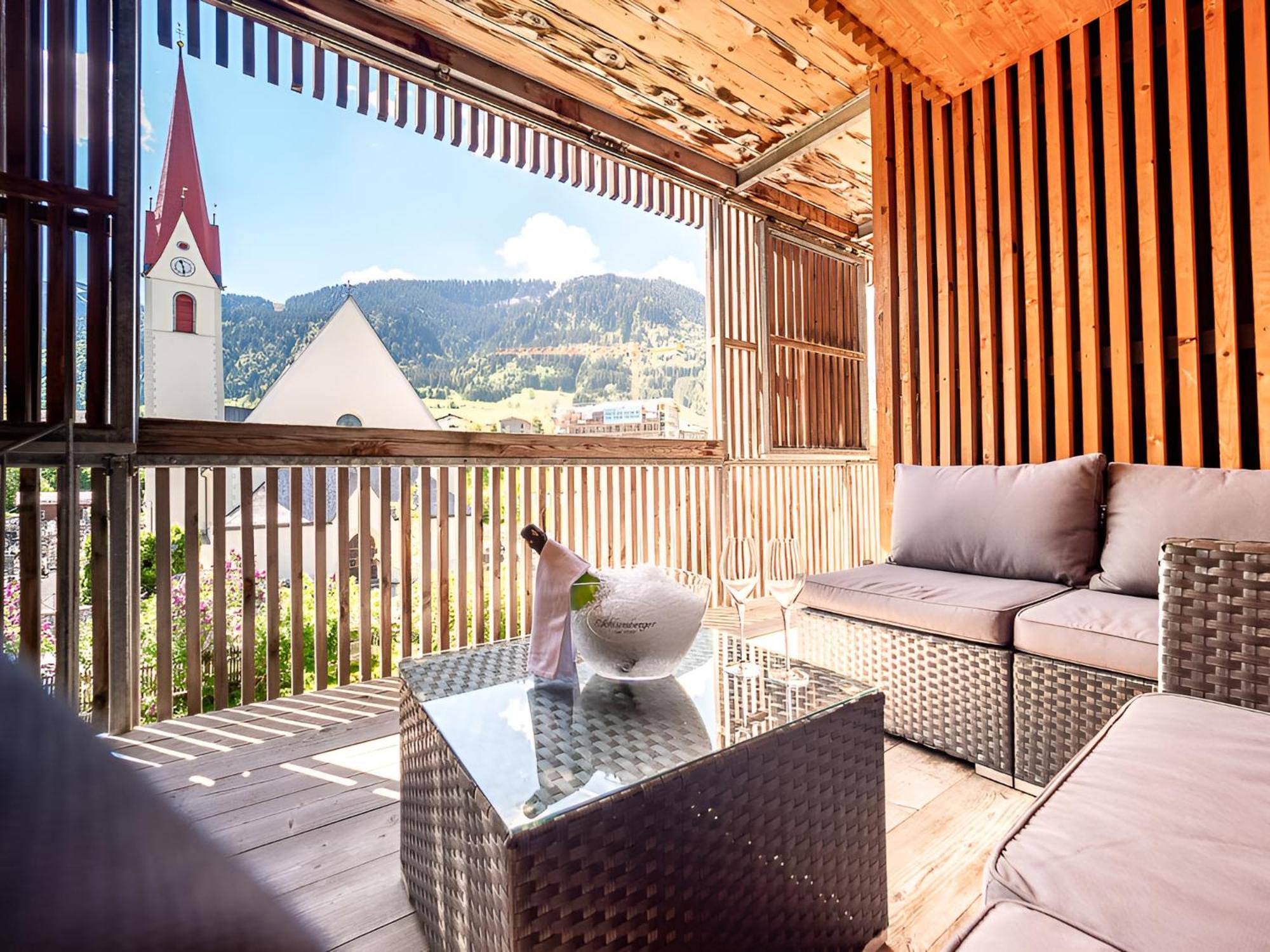 Hotel Krone In Au Au (Vorarlberg) Exteriör bild
