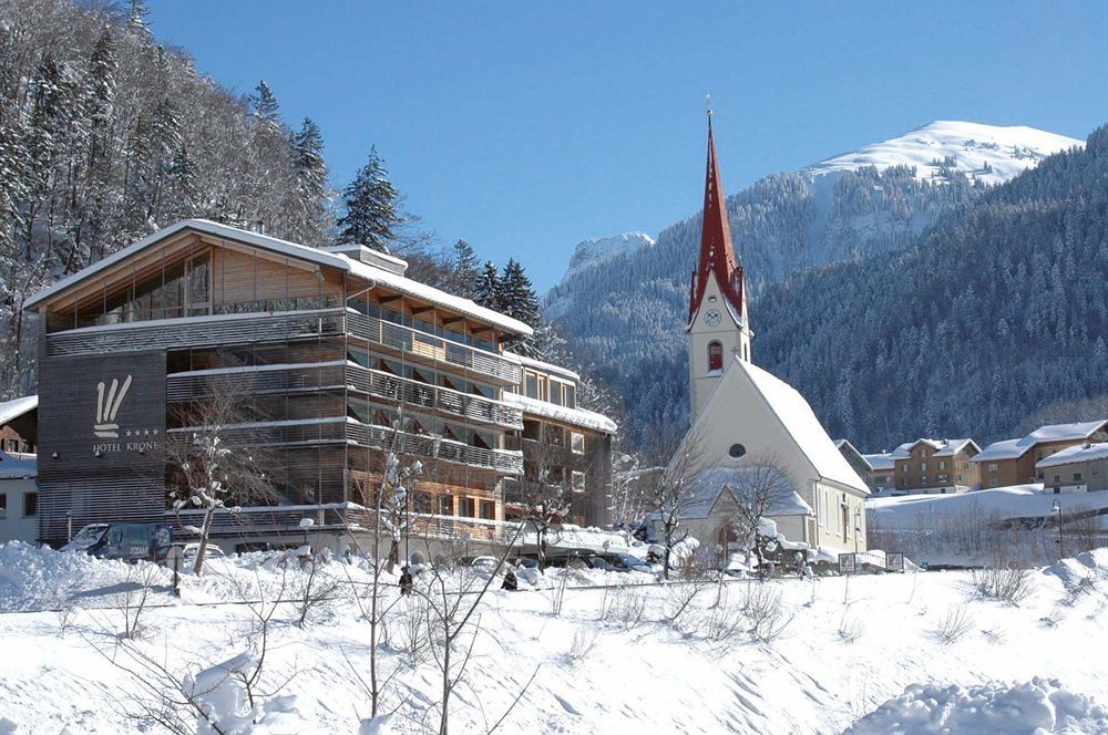 Hotel Krone In Au Au (Vorarlberg) Exteriör bild