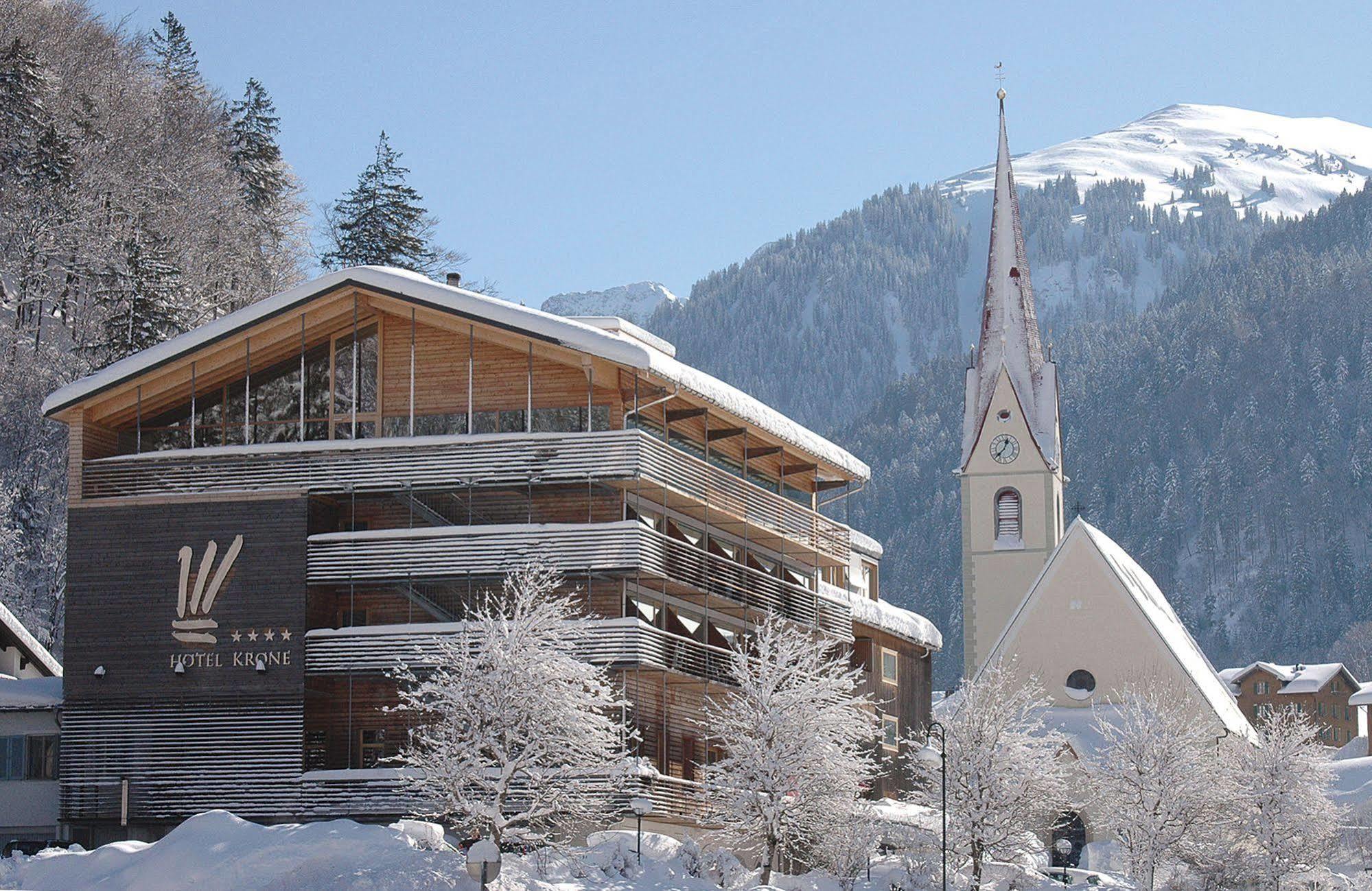Hotel Krone In Au Au (Vorarlberg) Exteriör bild