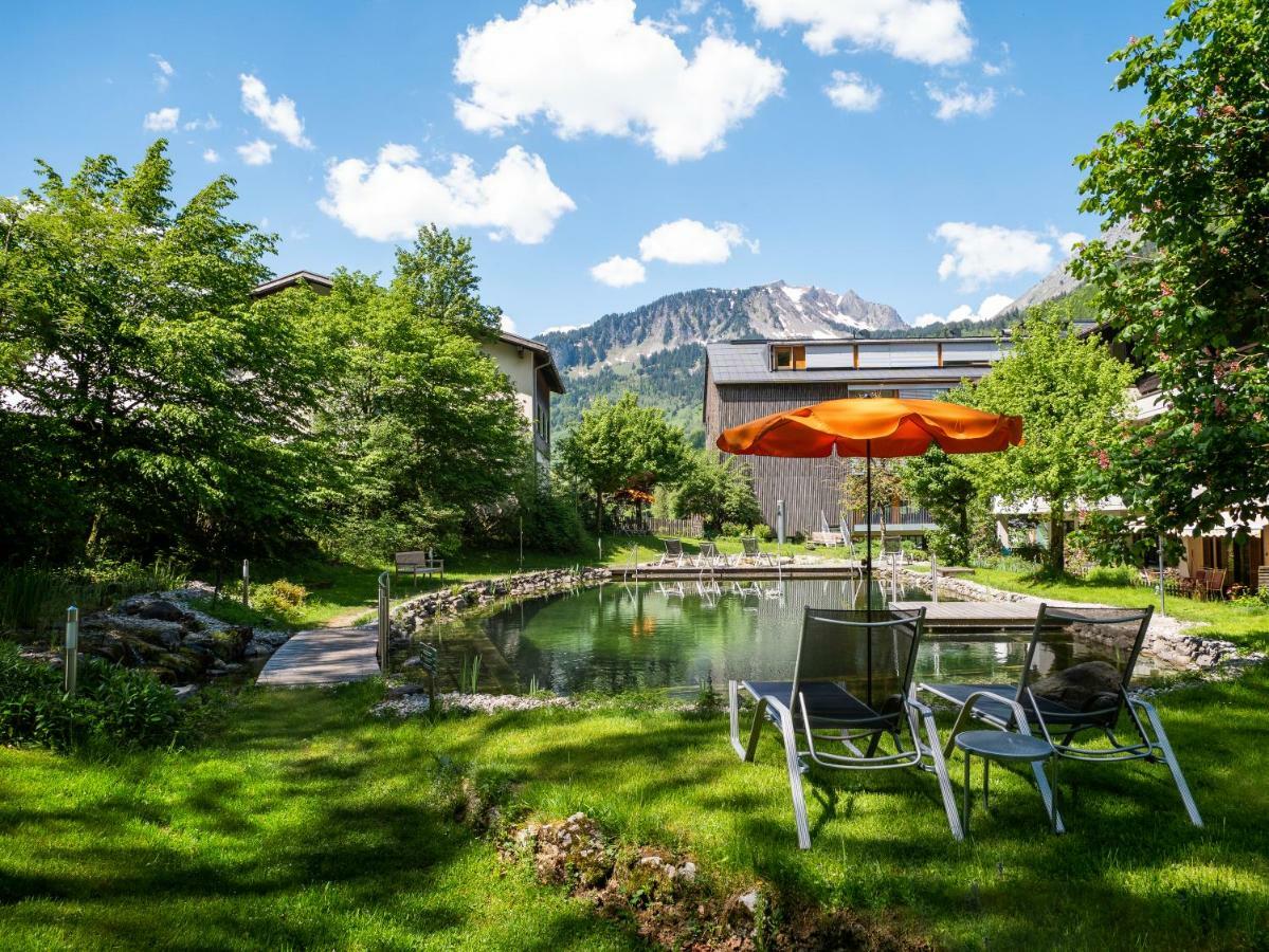 Hotel Krone In Au Au (Vorarlberg) Exteriör bild